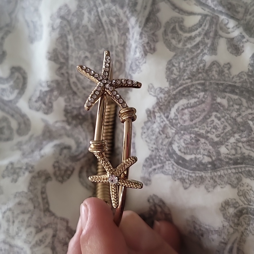 Starfish Cuff - image 4